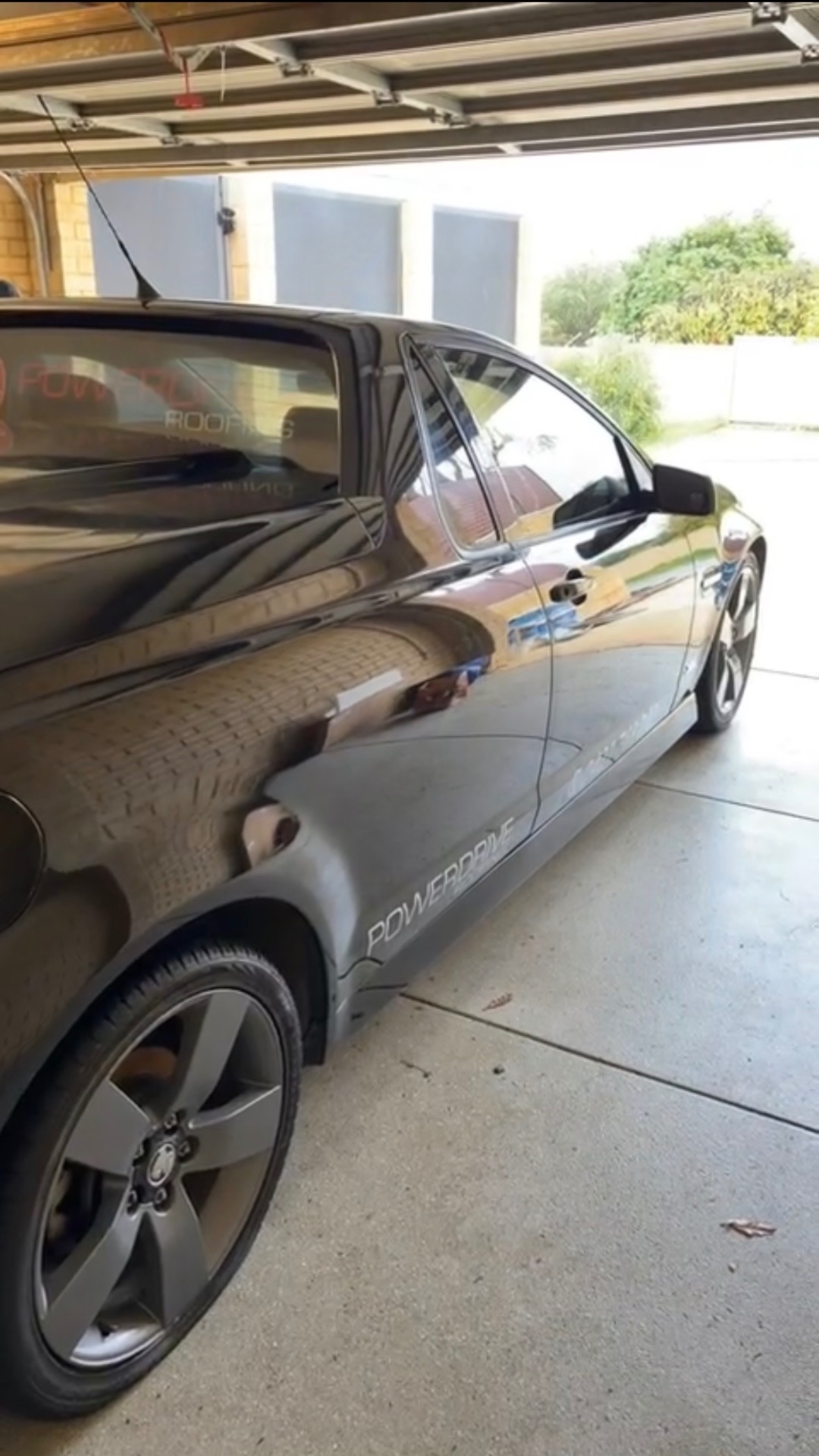 Mobile car detailing Mandurah — black Holden Commodore exterior detail
